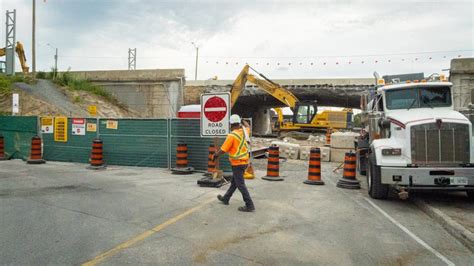 lift central application|Highway 417, Preston Street to close for latest .